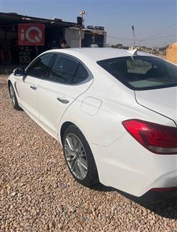 جنسس G70